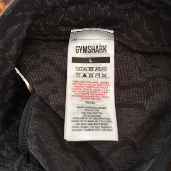 GymShark ADAPT ANIMAL SEAMLESS CROP 1/2 ZIP-Size Large - Picture 6 of 7